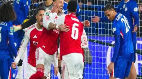 2025德甲赛季积分榜：拜仁领先26分独占鳌头，多特10轮仅积10分